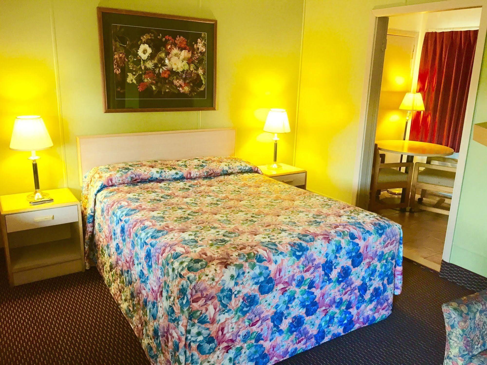 Travelers Inn Motel 세일럼 외부 사진