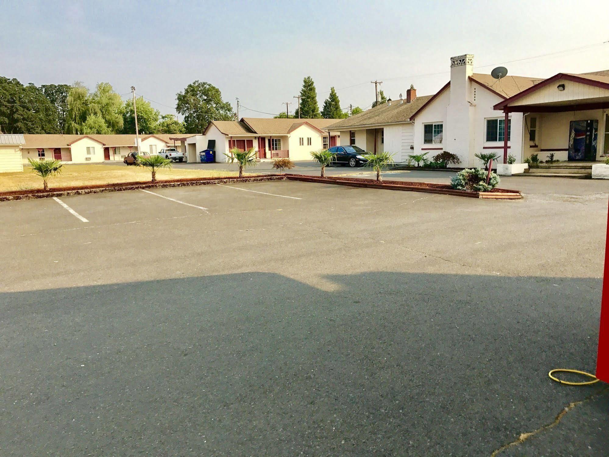 Travelers Inn Motel 세일럼 외부 사진